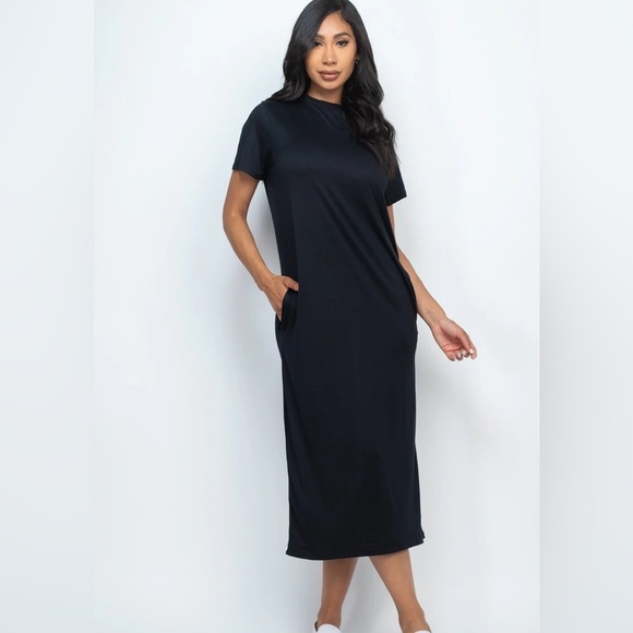 Tee Shirt Dress- Black - Picture 2 of 3